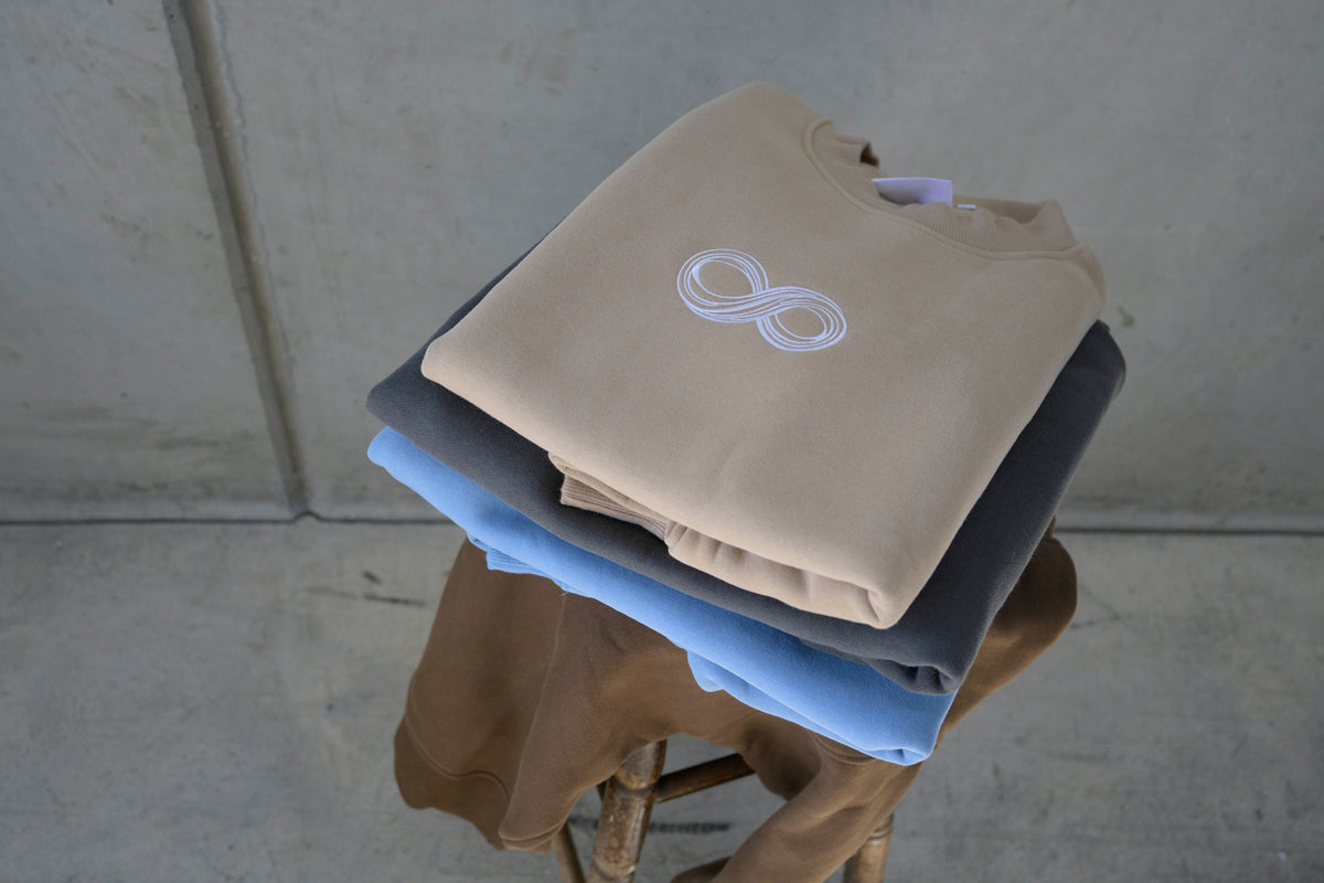 Infinite Apex Crew Neck